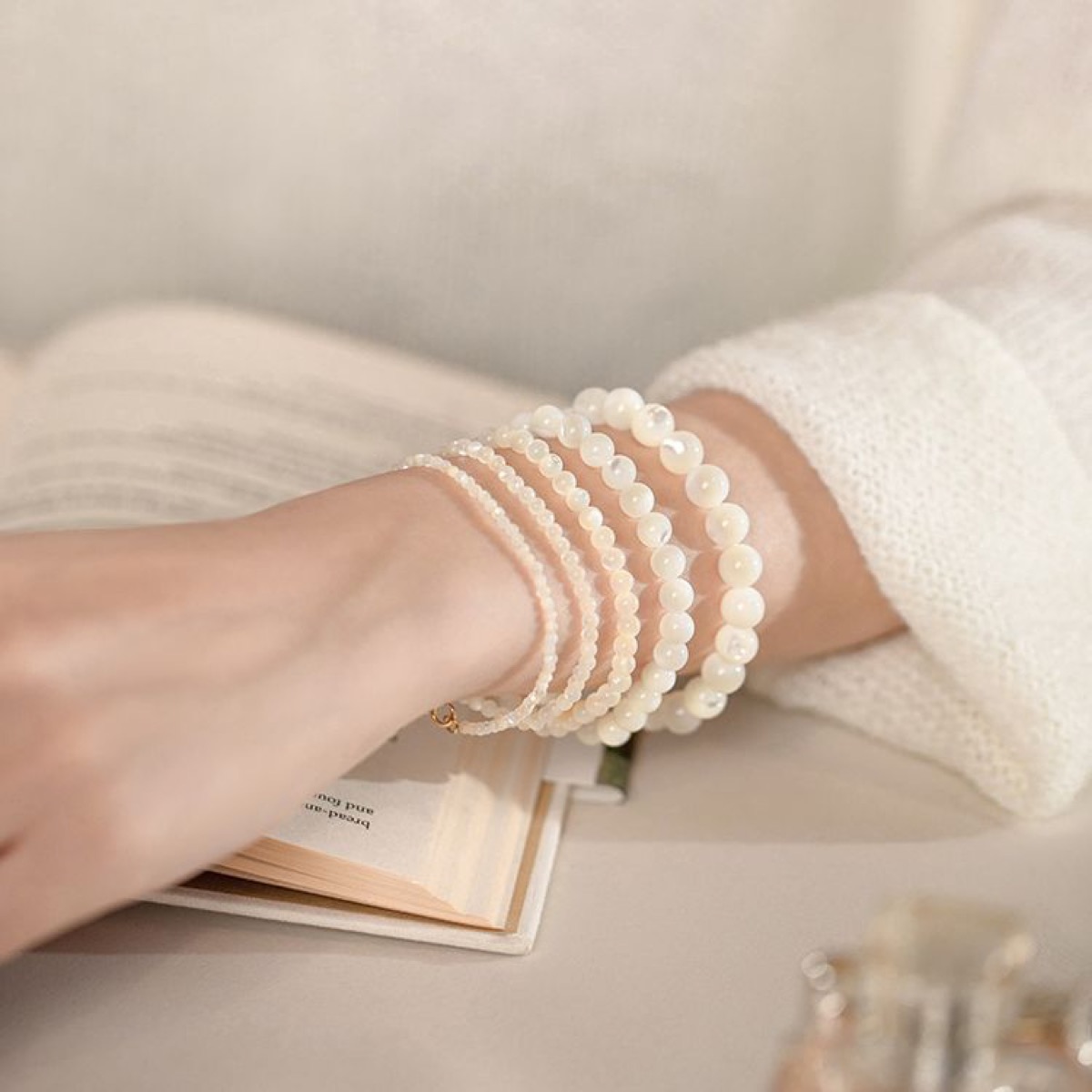 Lustre White Shell Bracelet close bead detail thumbnail