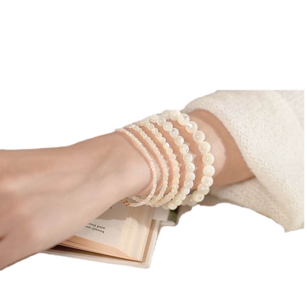Lustre White Shell Bracelet