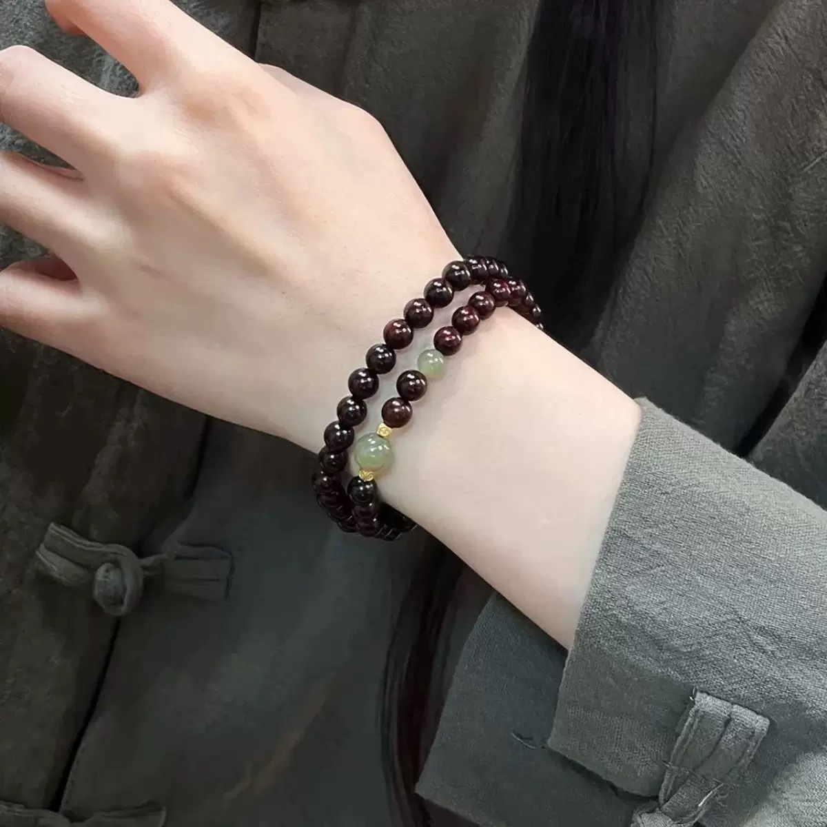 Deep Garnet Bead Bracelet flat lay detail thumbnail
