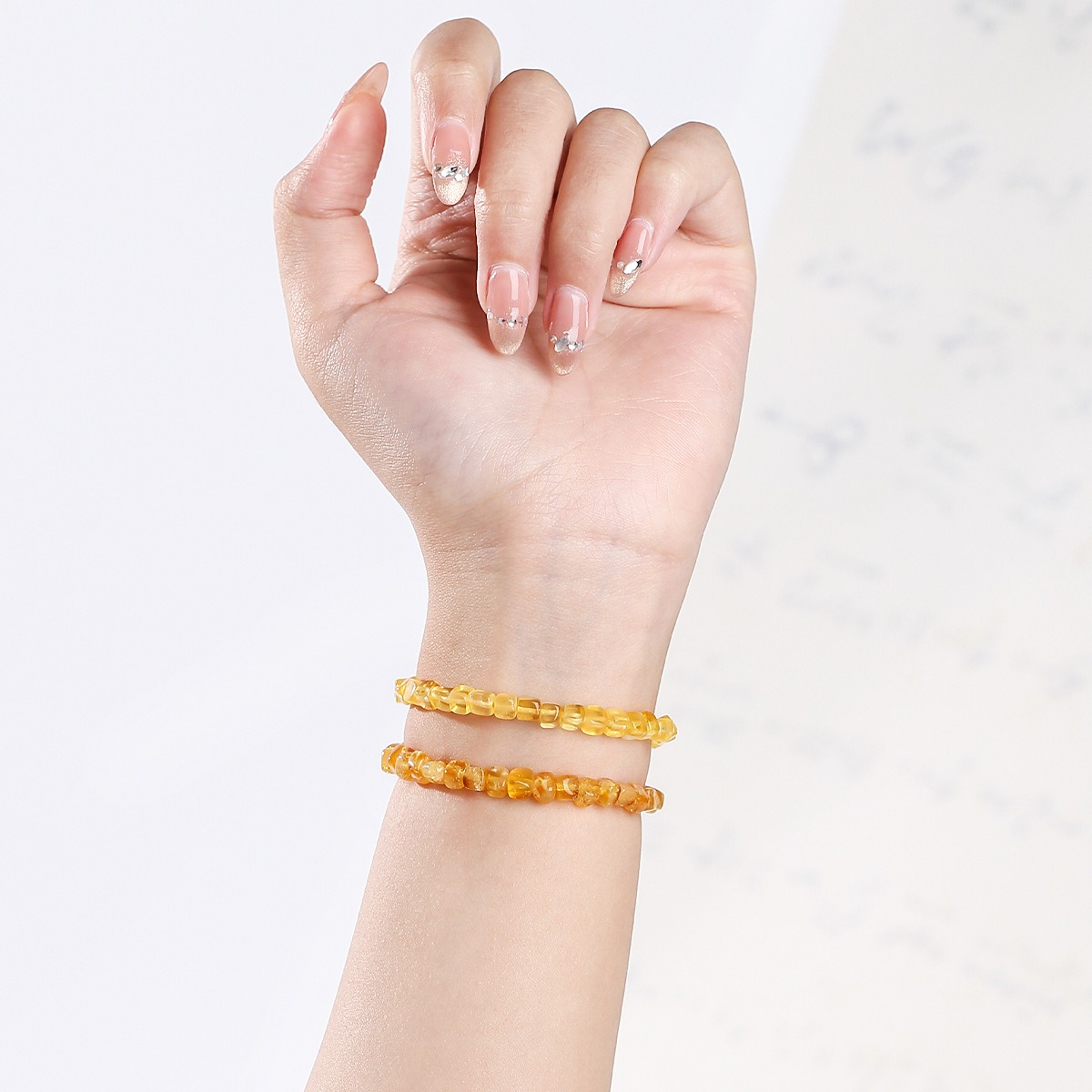Golden Amber Bead Bracelet close bead detail thumbnail